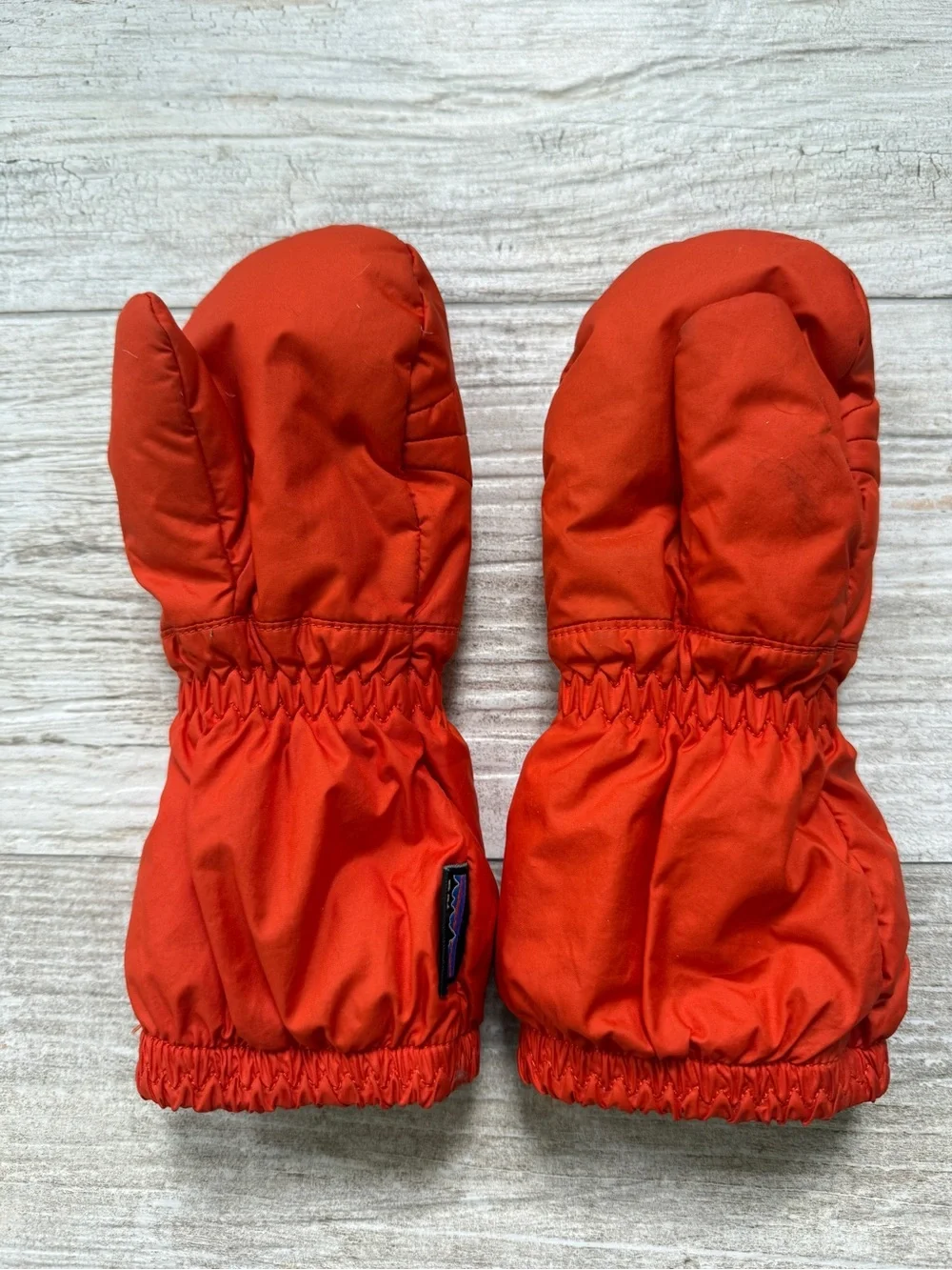 Patagonia Kids Orange Puff Mittens - Bright Orange Kids Snow Gloves